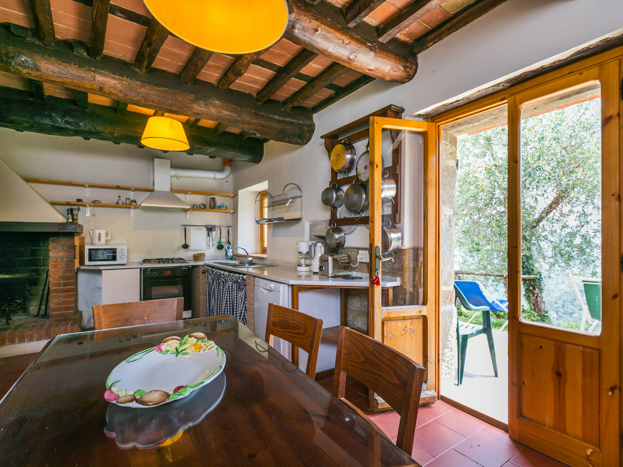 Kitchen / Dining Room