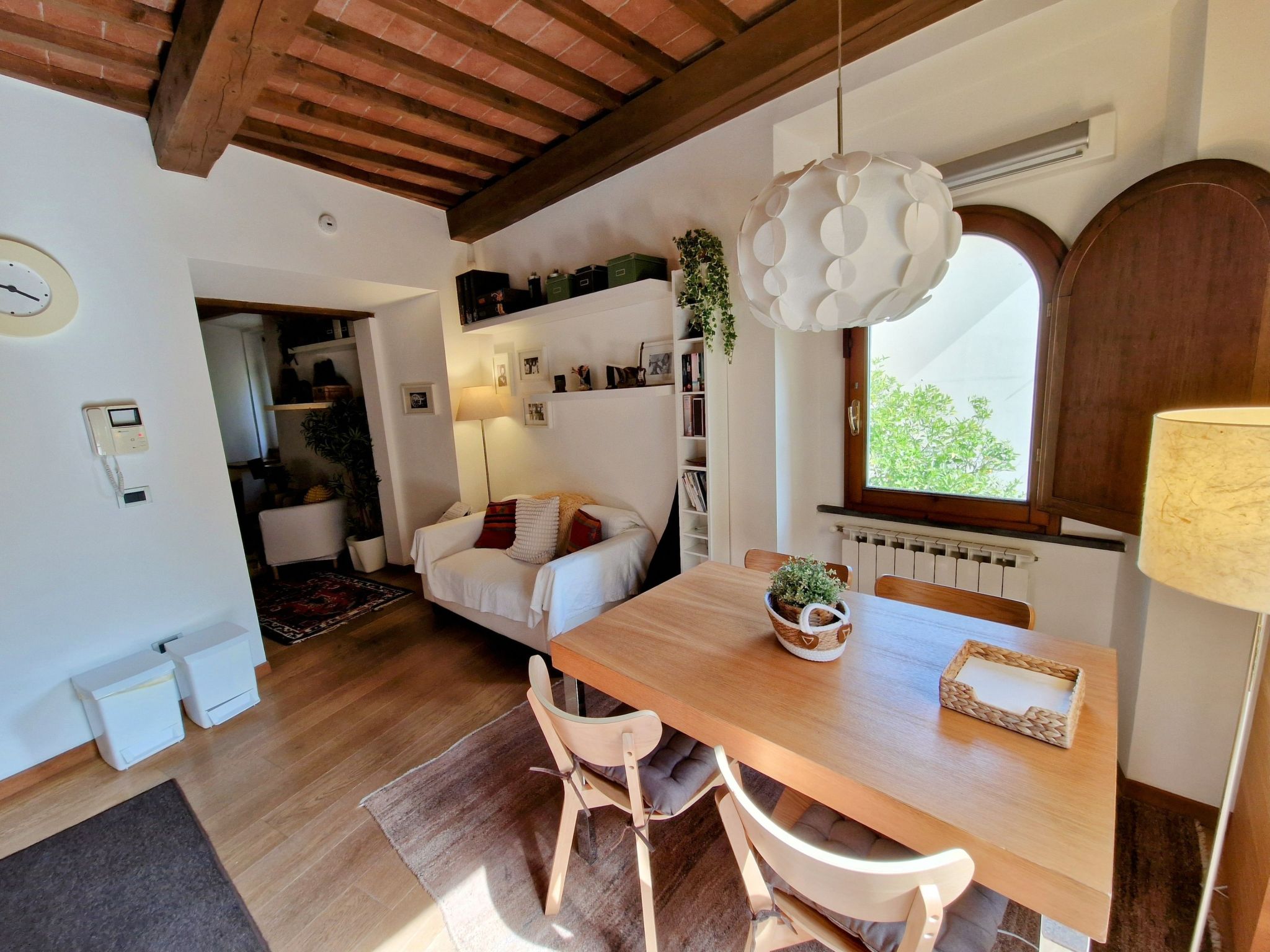 Papalino Charmantes Haus-Drinnen