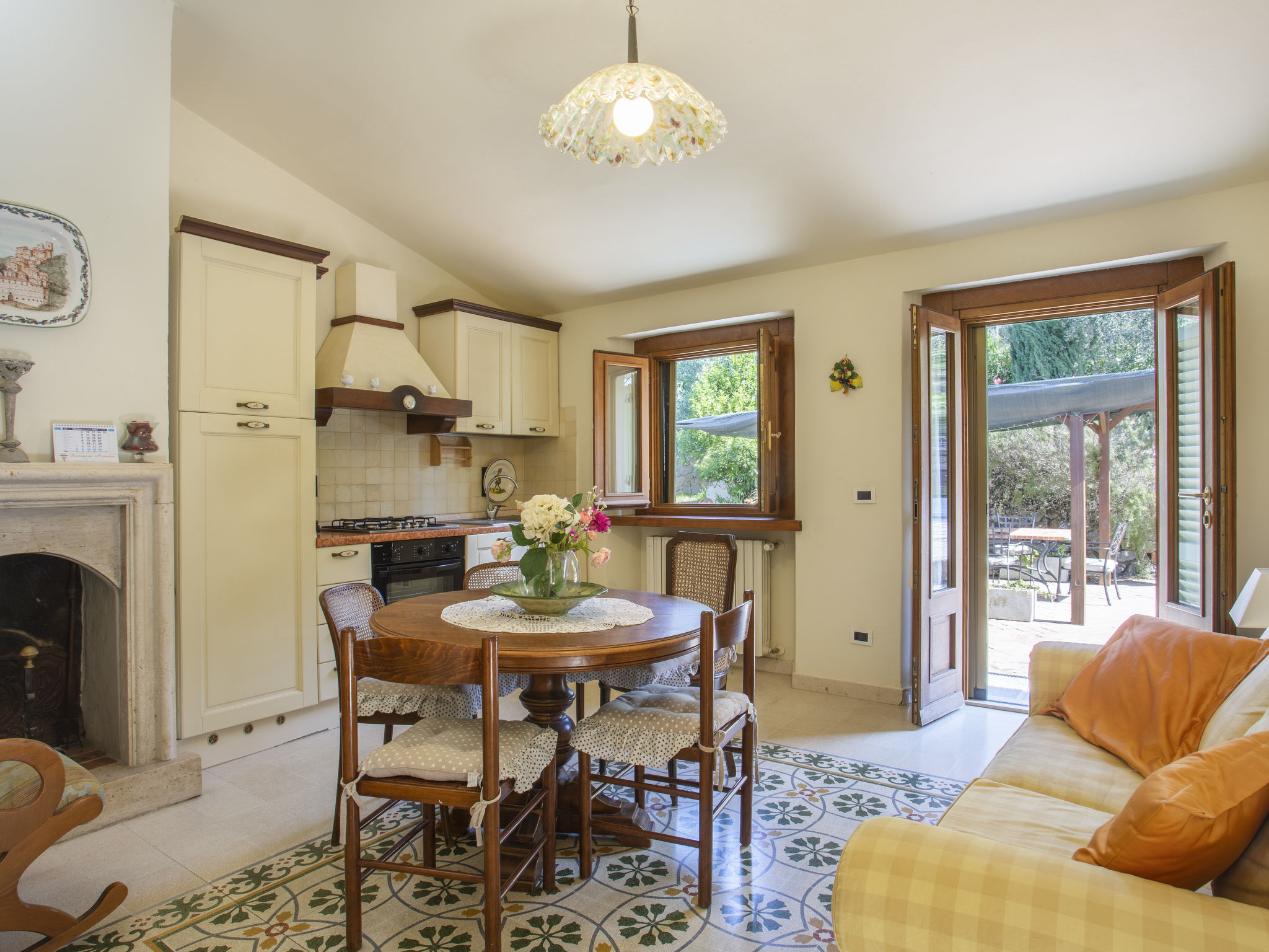 Kitchen / Dining Room