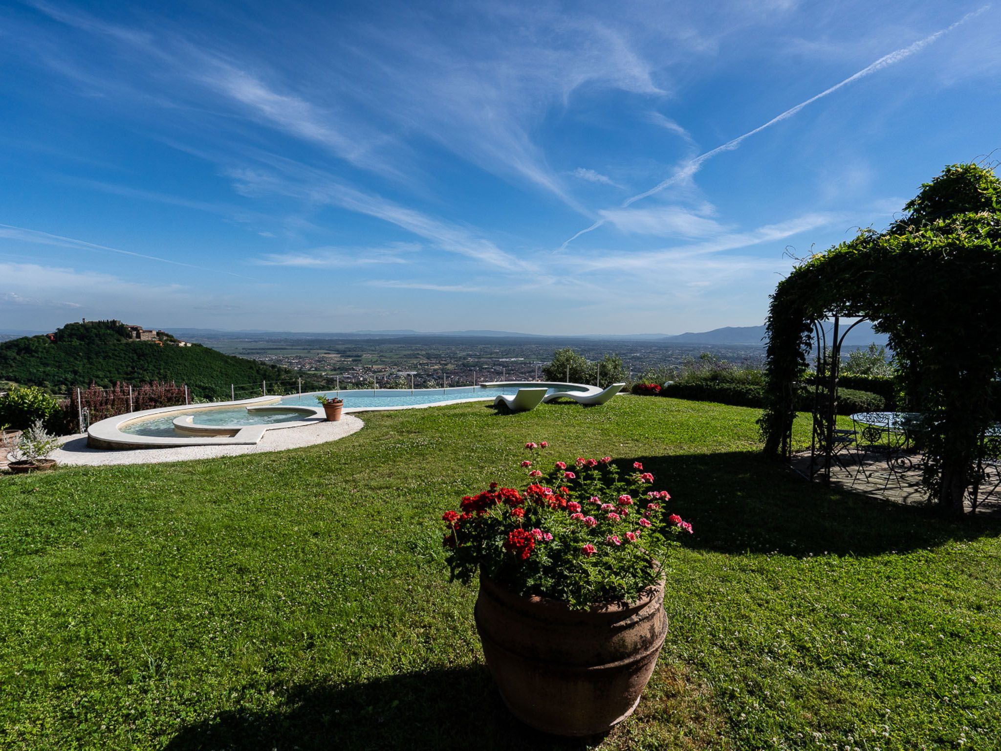 Für 10 Personen in Montecatini Tere, Toskana (Provinz Pistoia)-Binnen