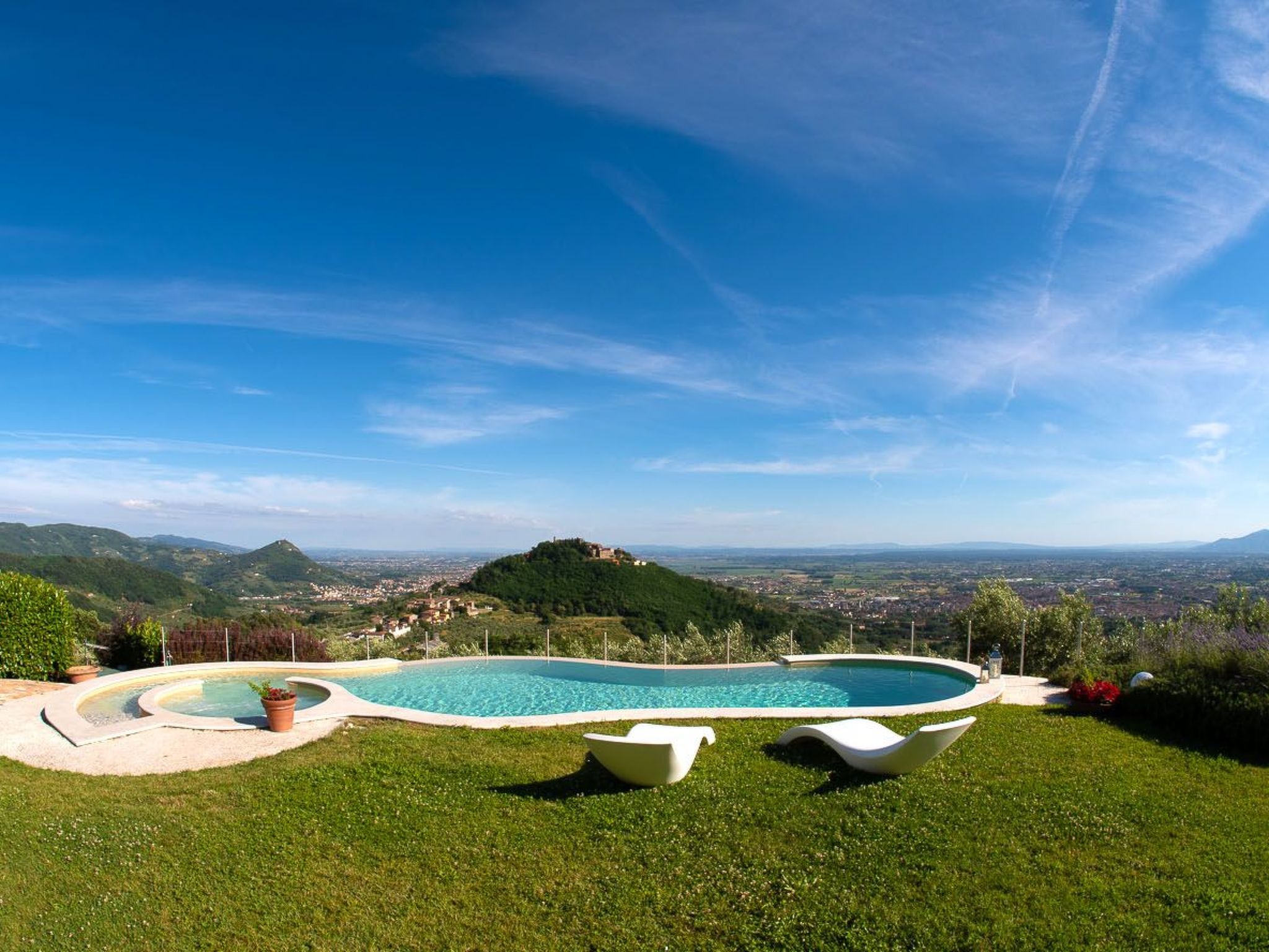 Für 10 Personen in Montecatini Tere, Toskana (Provinz Pistoia)-Binnen