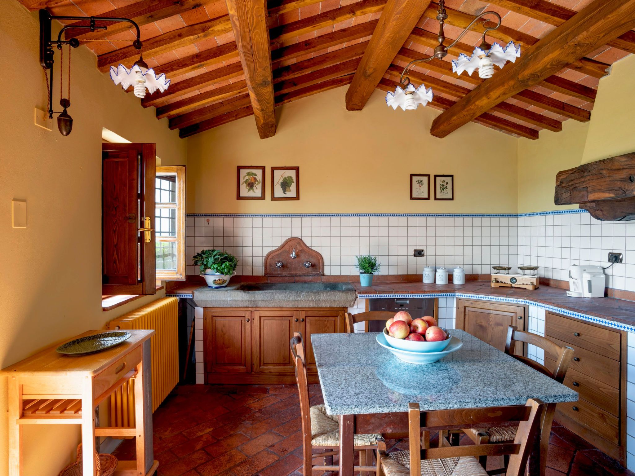 Für 10 Personen in Montecatini Tere, Toskana (Provinz Pistoia)-Binnen