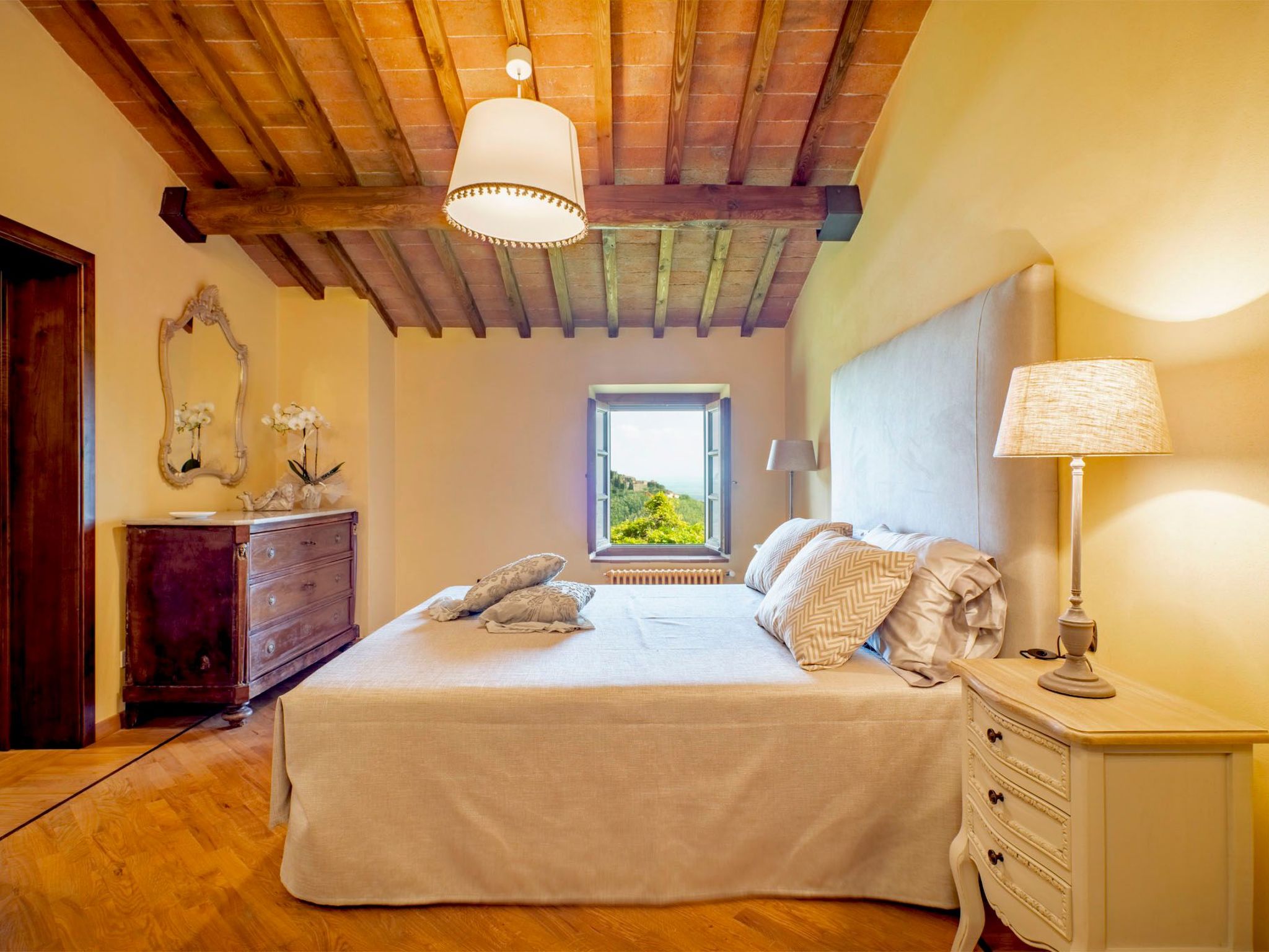 Für 10 Personen in Montecatini Tere, Toskana (Provinz Pistoia)-Binnen