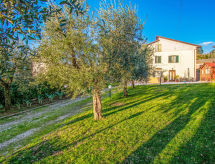 Vrijstaand Toscaans huis met omheinde tuin bij Monsummano Terme - thumbnail 5