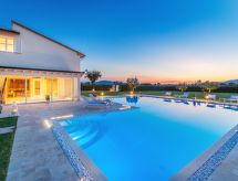 Haus in Monsummano Terme mit privatem Pool