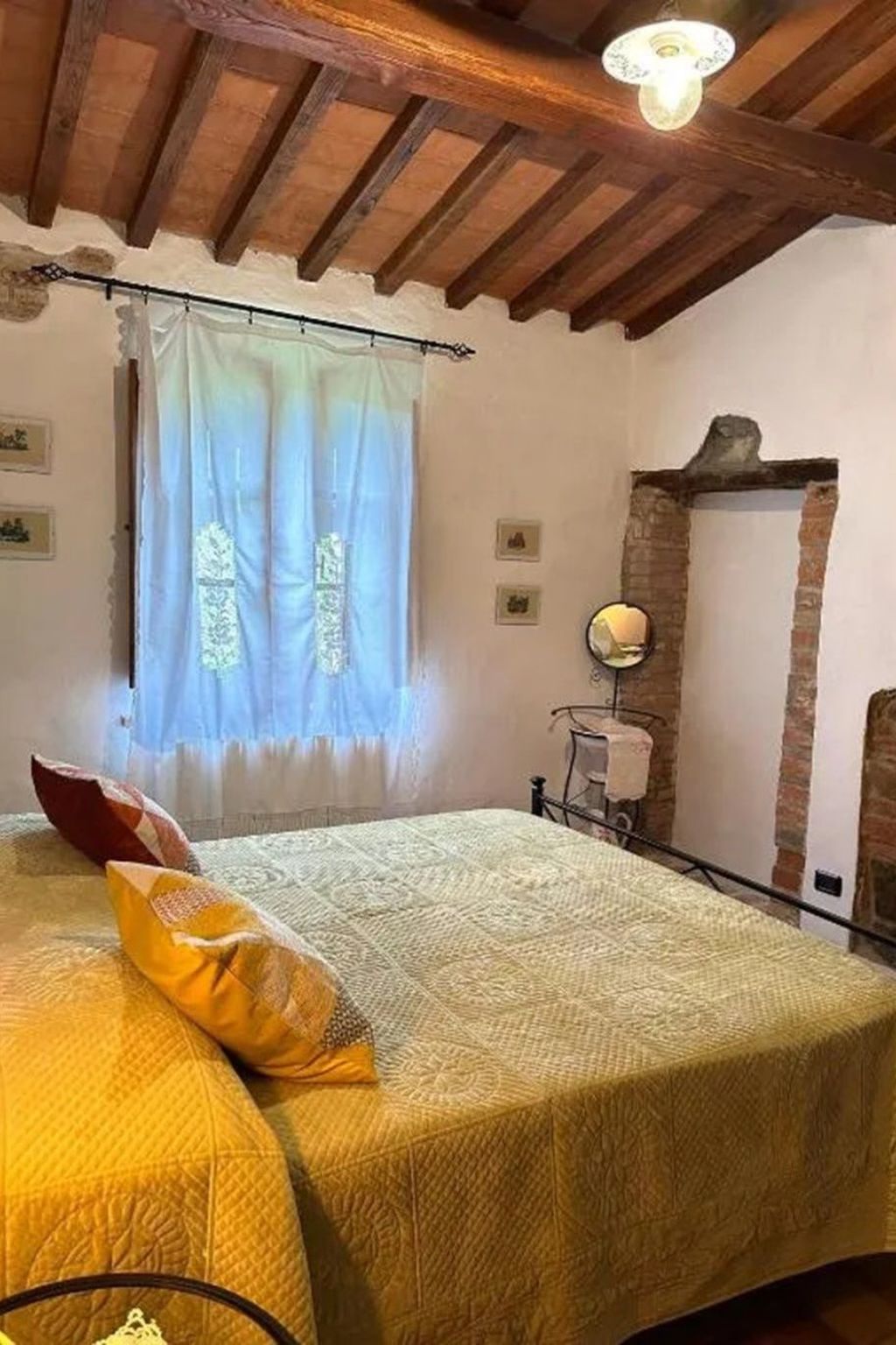 Wohnsitz Lucignano Paola