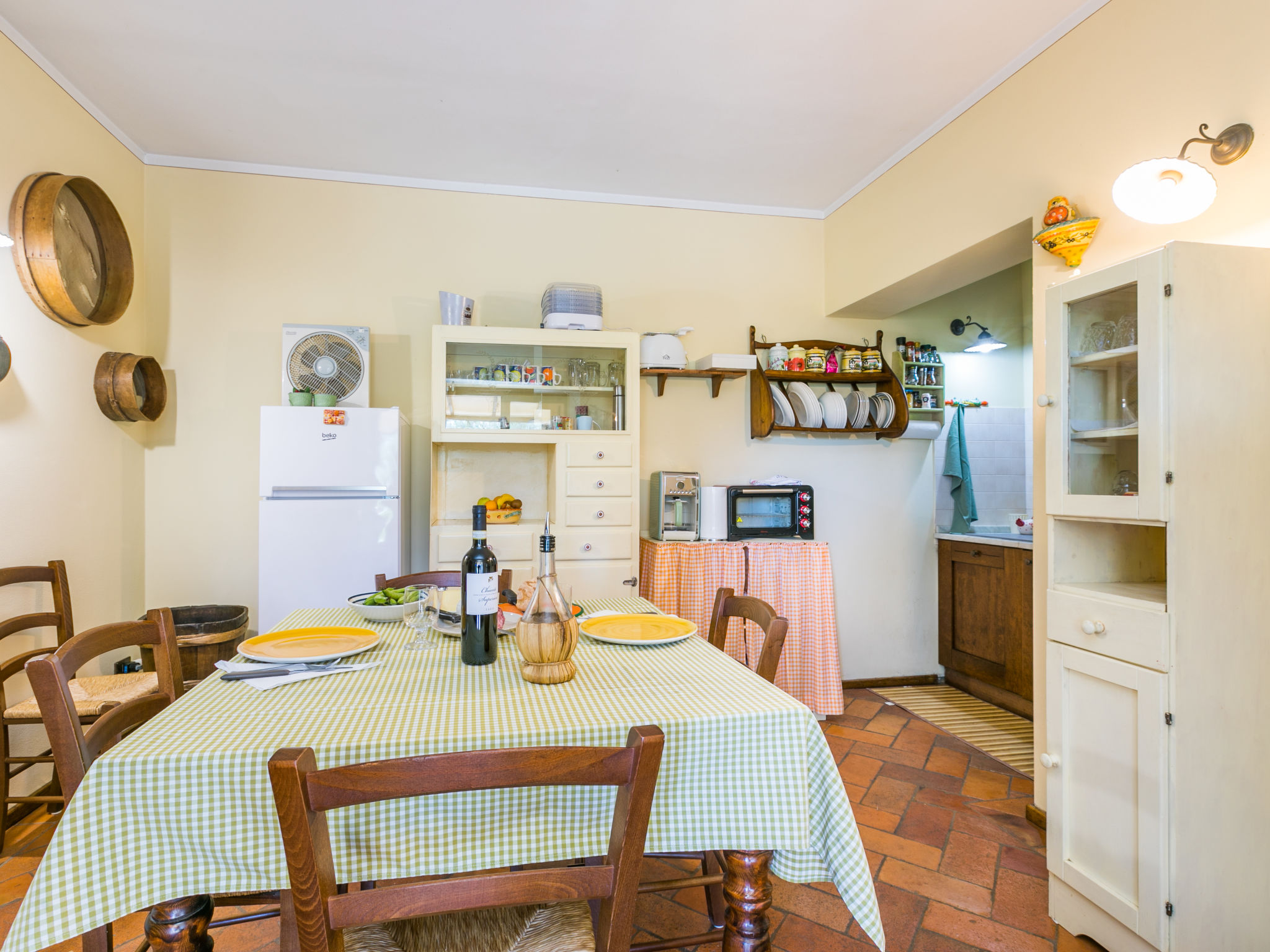 Kitchen / Dining Room