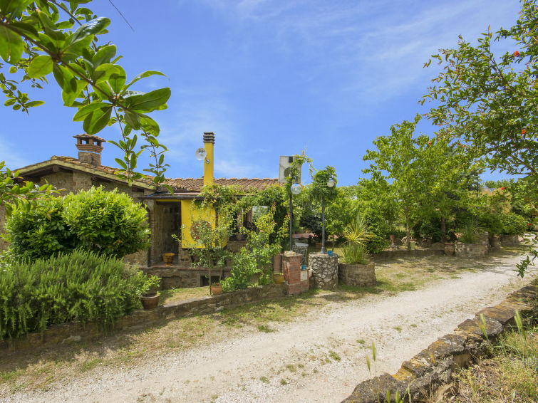 Holiday House La Costa In Vinci It5220 895 1 Interhome