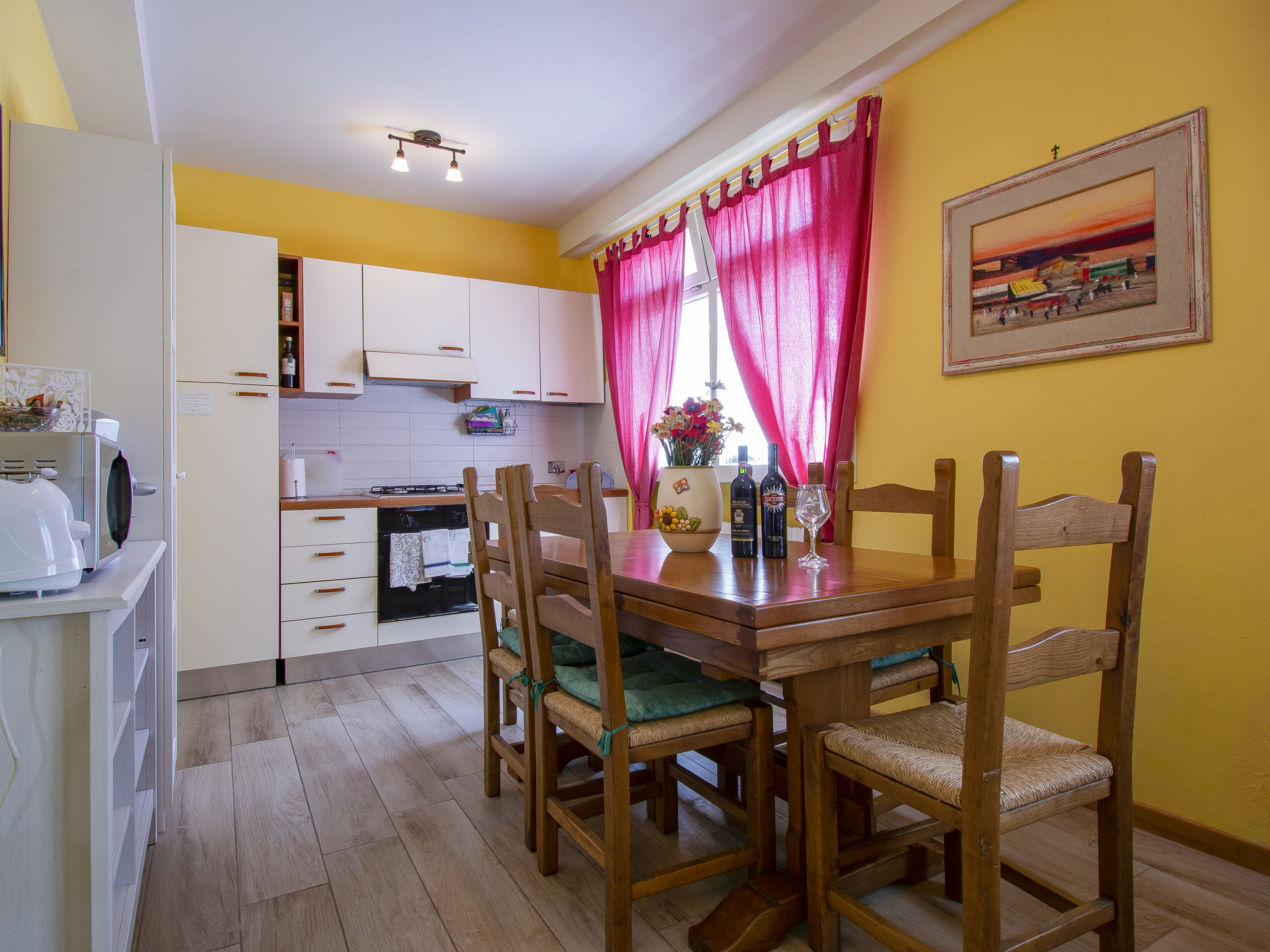 Kitchen / Dining Room