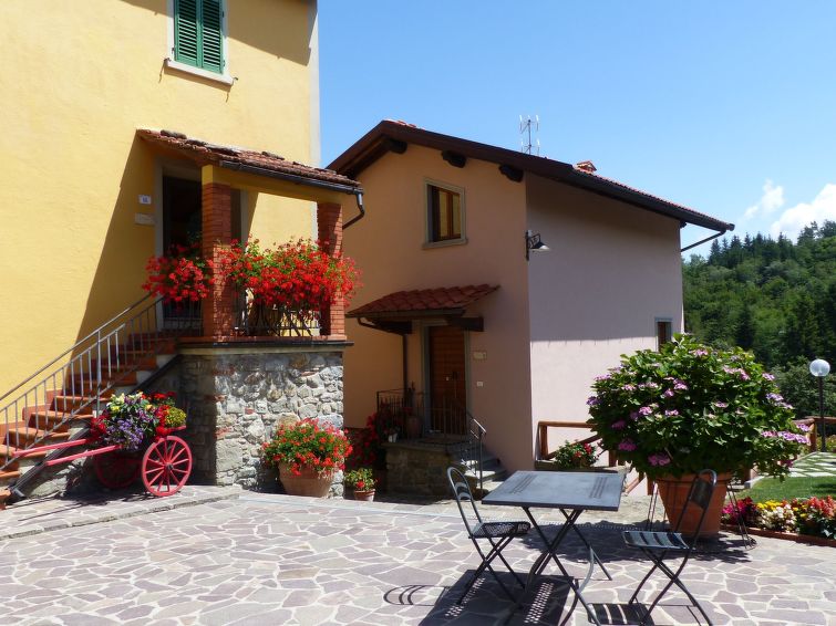 5-persoons appartement met open haard in Pistoia in Pistoia
