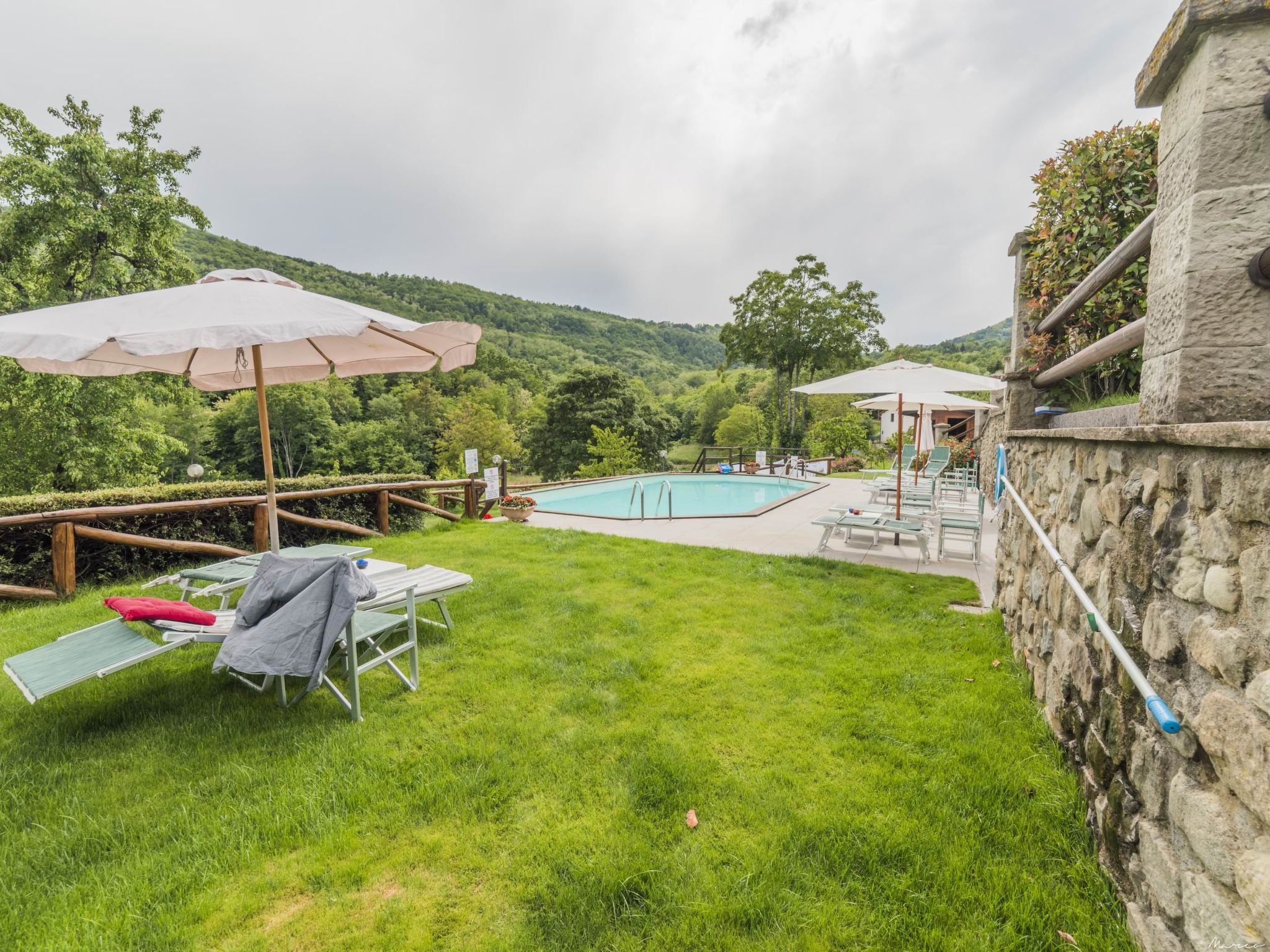 Sfeervolle Toscaanse torenvilla met privézwembad bij Pistoia - foto 34