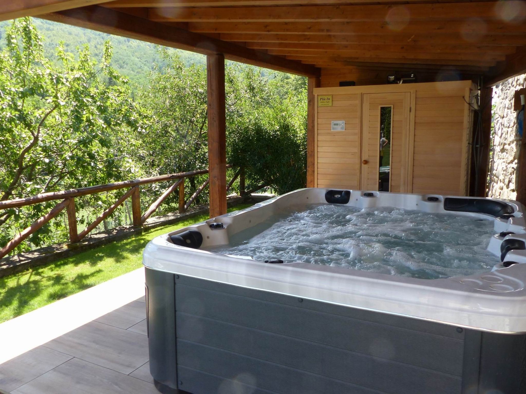 'Case cioni' mit Schwimmbad-Image-tags.info