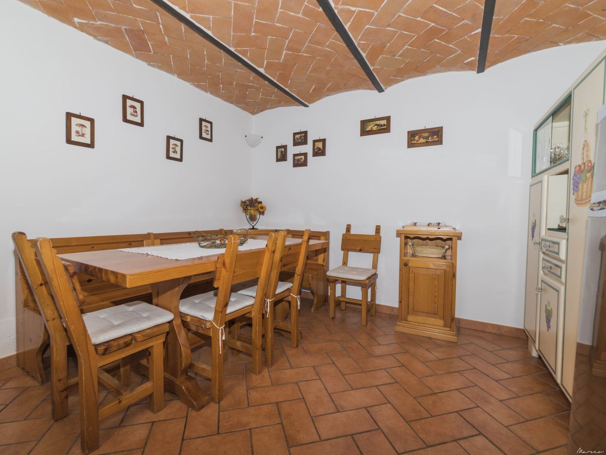 'Case Cioni-Focolare'.-Drinnen