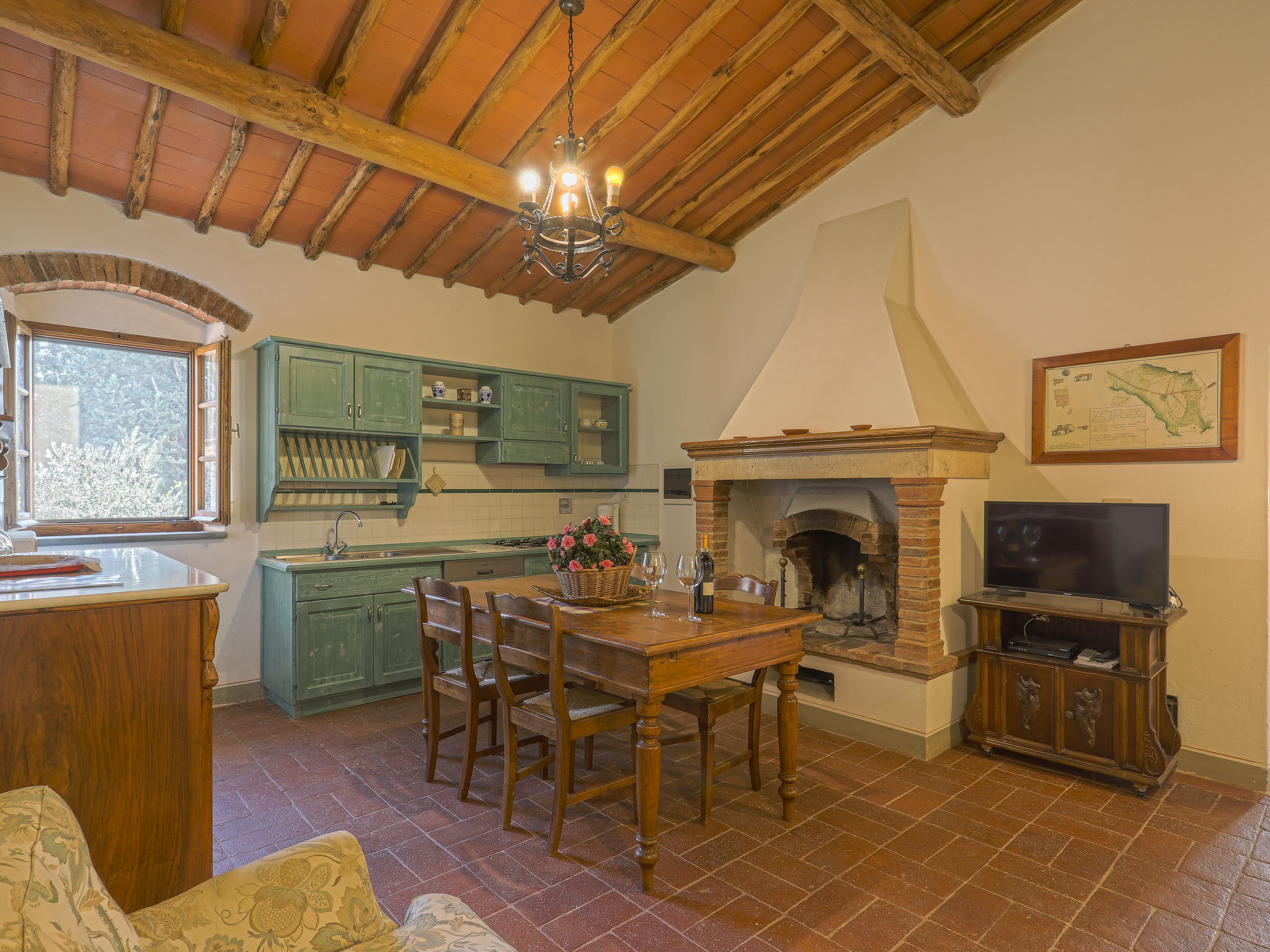 Kitchen / Dining Room
