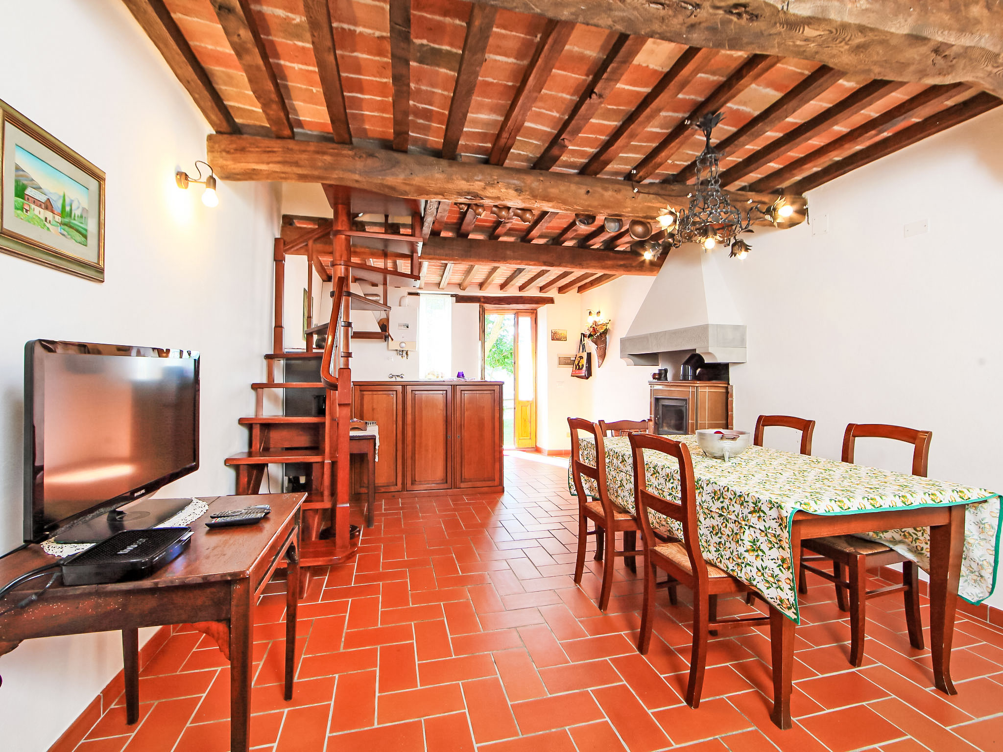 Kitchen / Dining Room