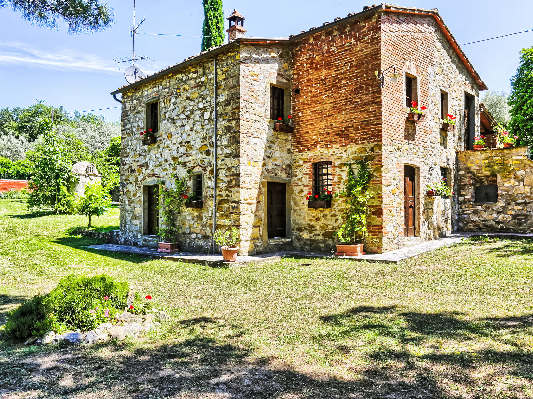 Vakantiehuis met privé zwembad in Ambra (Italië) voor 4 personen