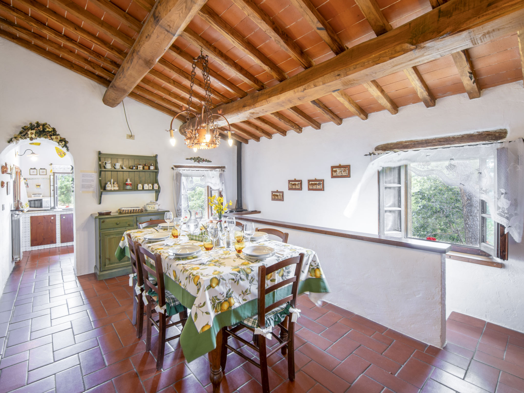 Kitchen / Dining Room