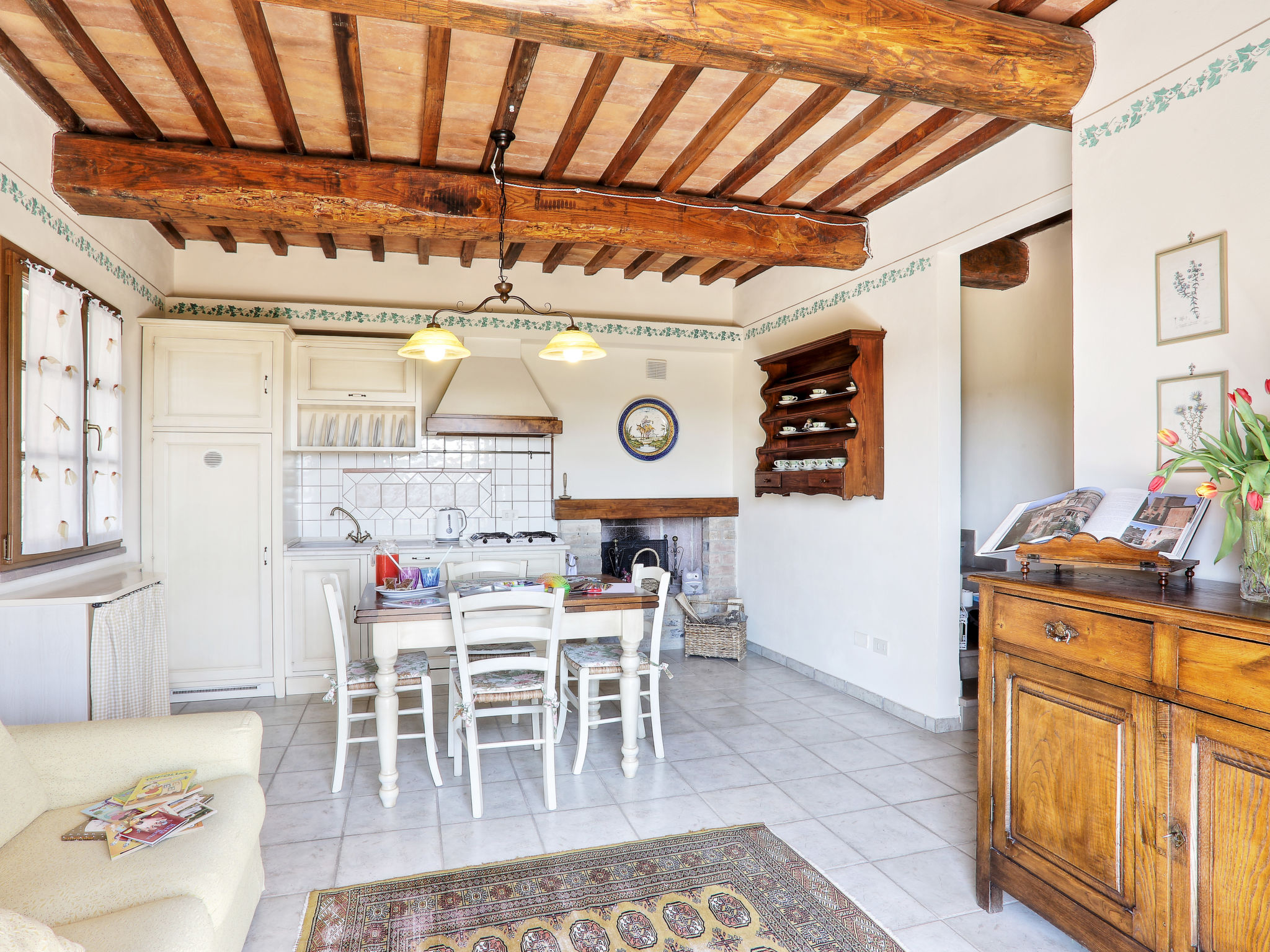 Kitchen / Dining Room
