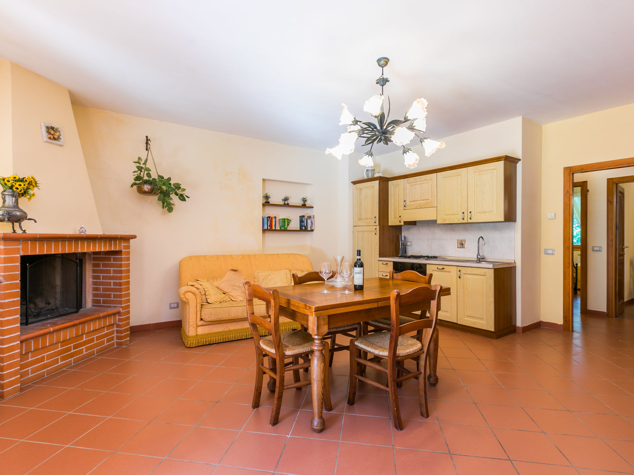 Kitchen / Dining Room