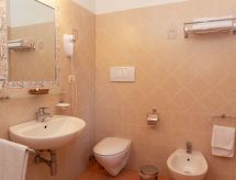 Knusse Toscaanse woning voor 5 met zwembad en uitzicht nabij Bucine - thumbnail 5