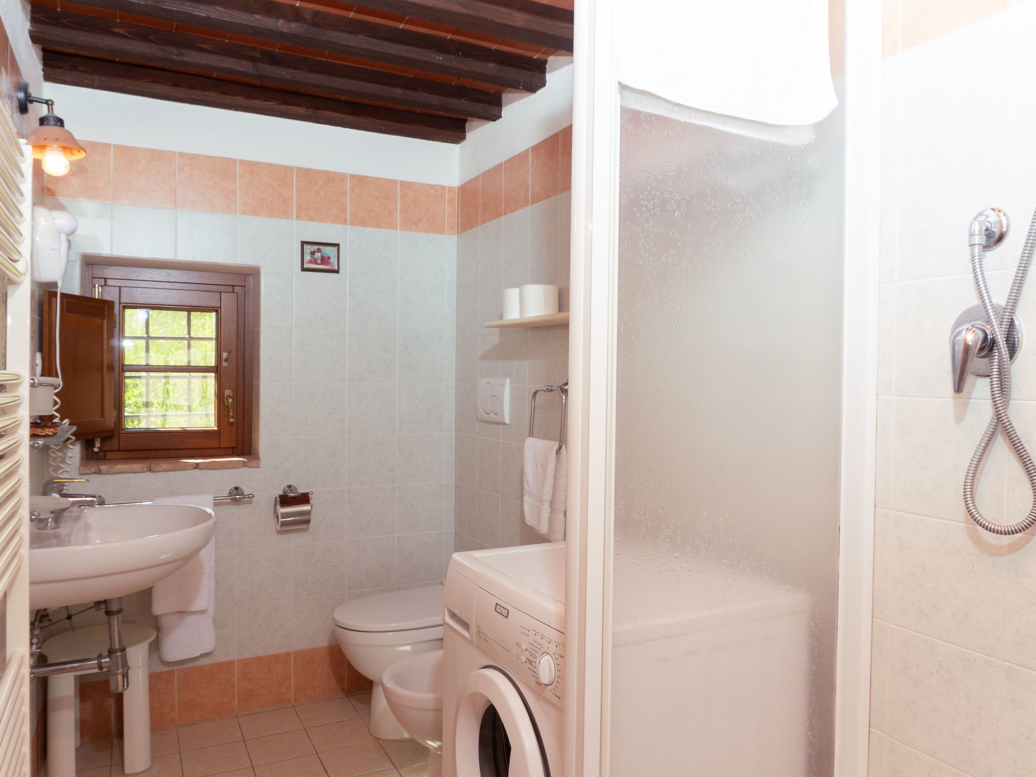 Cottage 'Laura' mit privatem Garten und Grill-Binnen