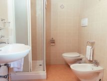 Sfeervol appartement met zwembad in het Toscaanse Bucine - thumbnail 6