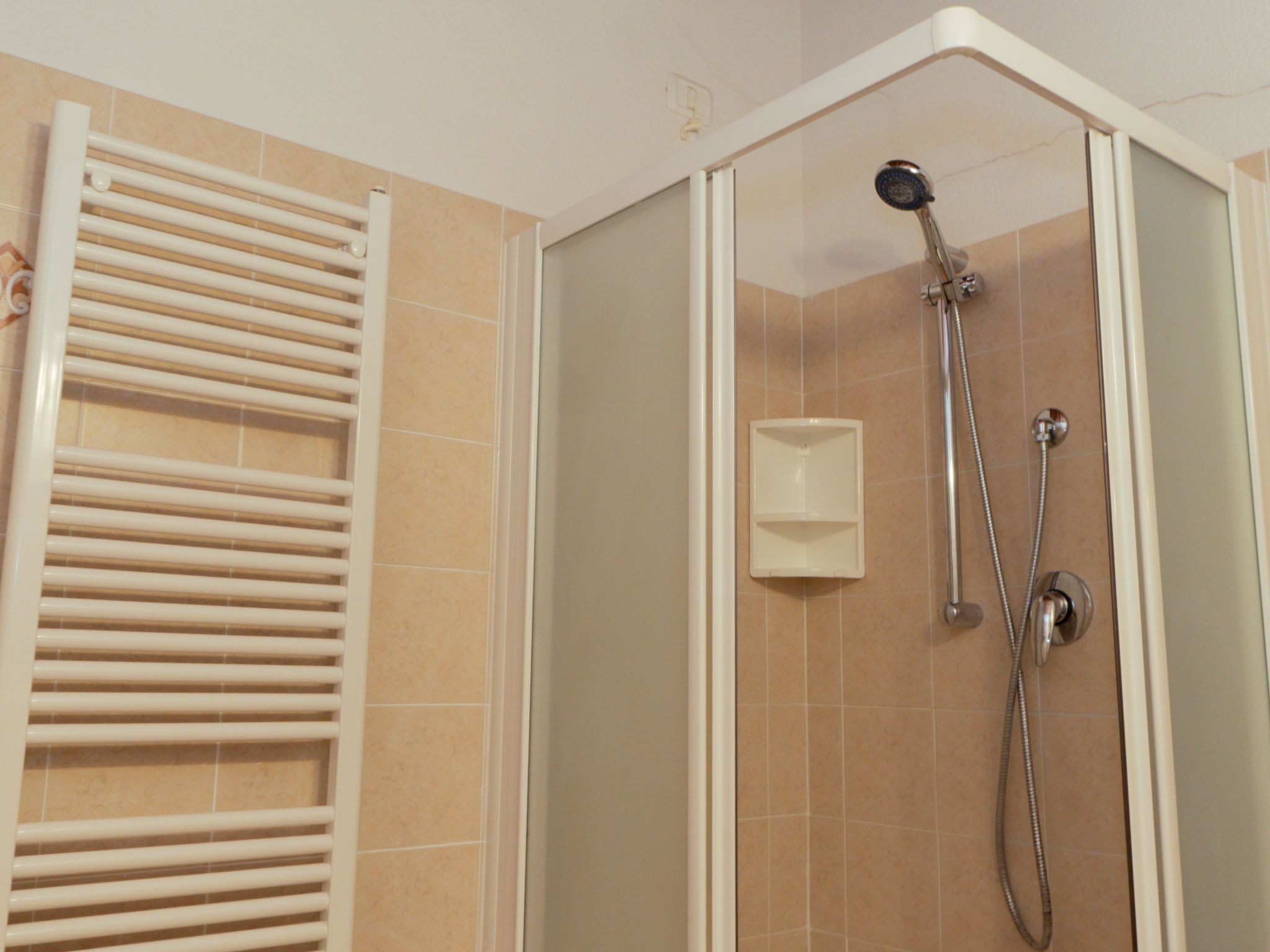 'Sofia' mit Pool-Image-tags.info