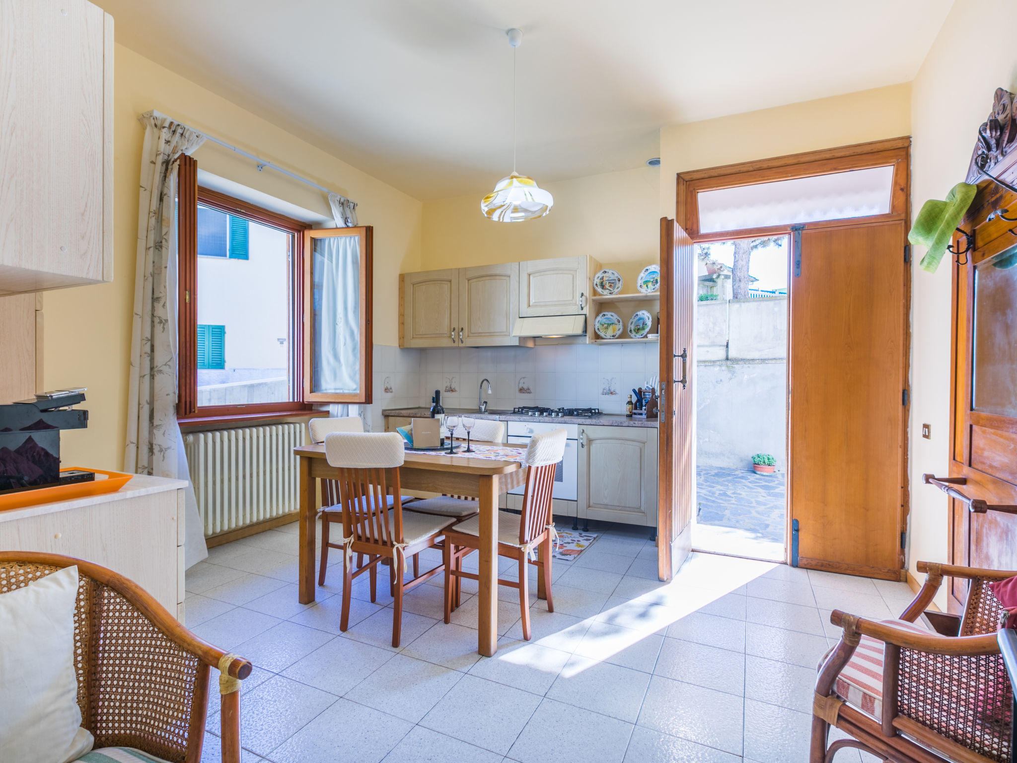 Kitchen / Dining Room