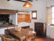 Rustiek appartement in Toscaans landhuis met zwembad bij Pian di Scò - thumbnail 4