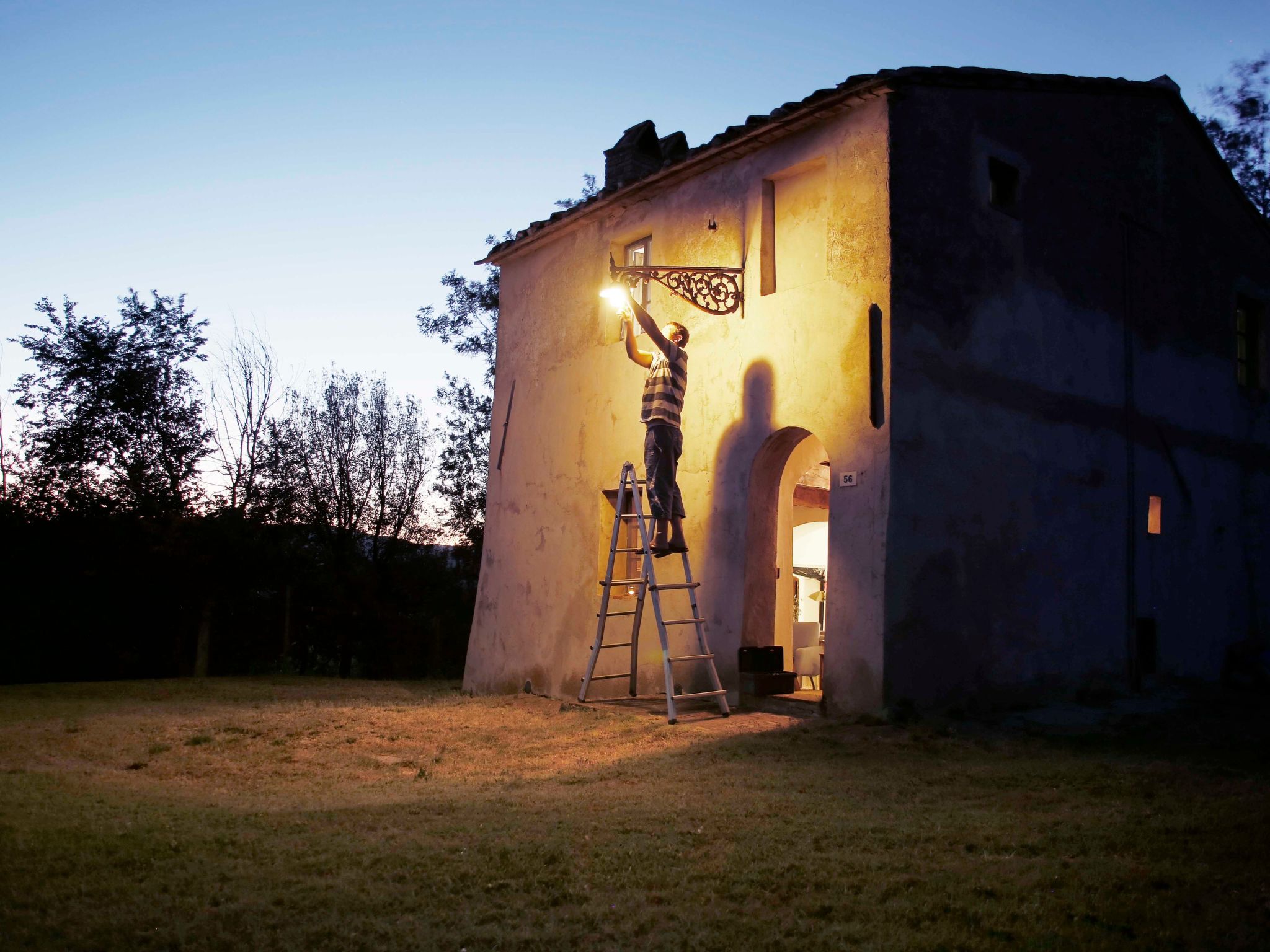 Schulhaus-Image-tags.info