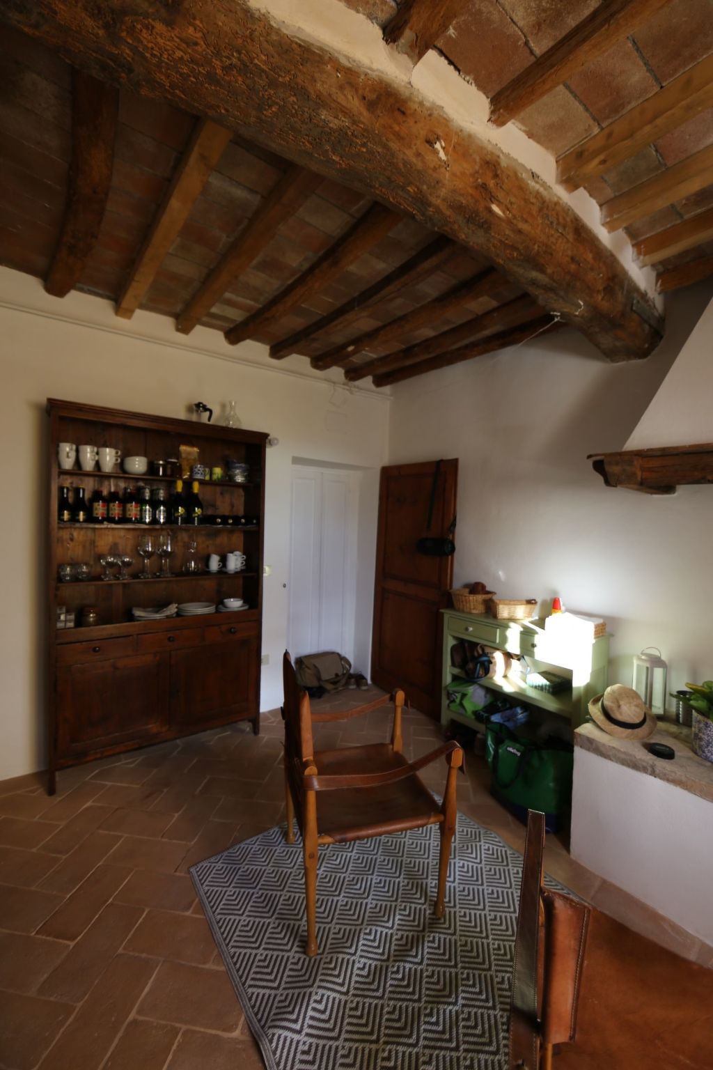 'Casa Simoncini' mit Gemeinschaftspool-Dedans