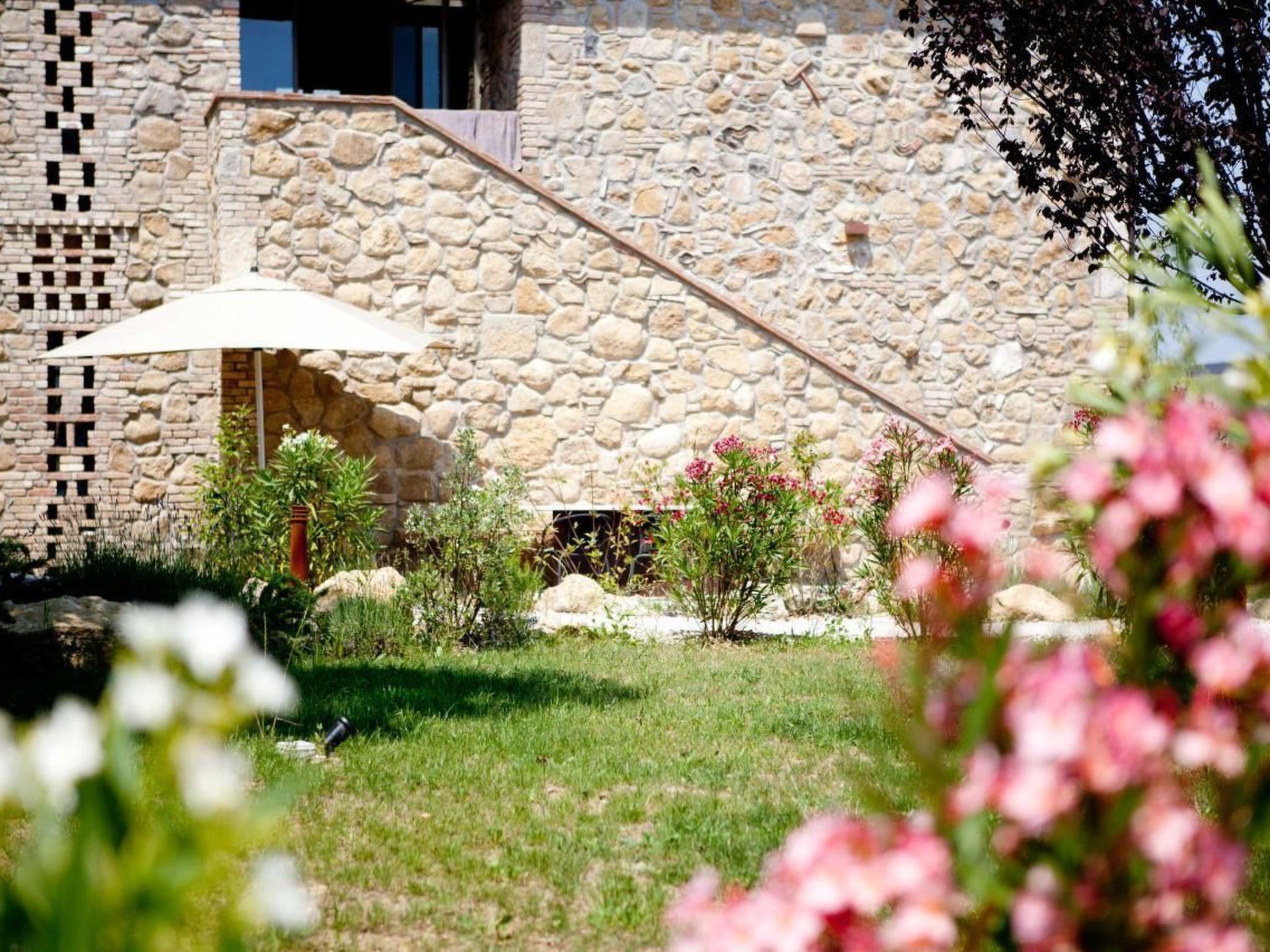 "Villa I Spazio" mit Pool-Binnen