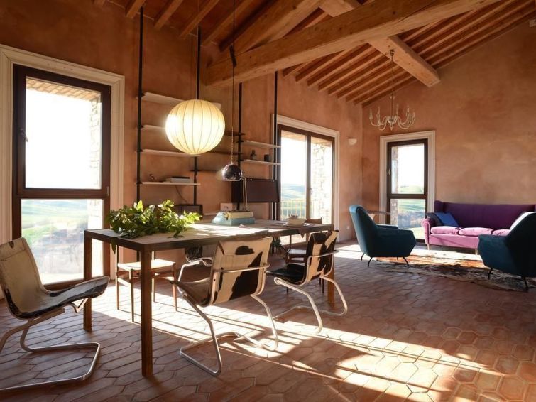 5-persoons appartement in Volterra met prachtig bergzicht in Volterra