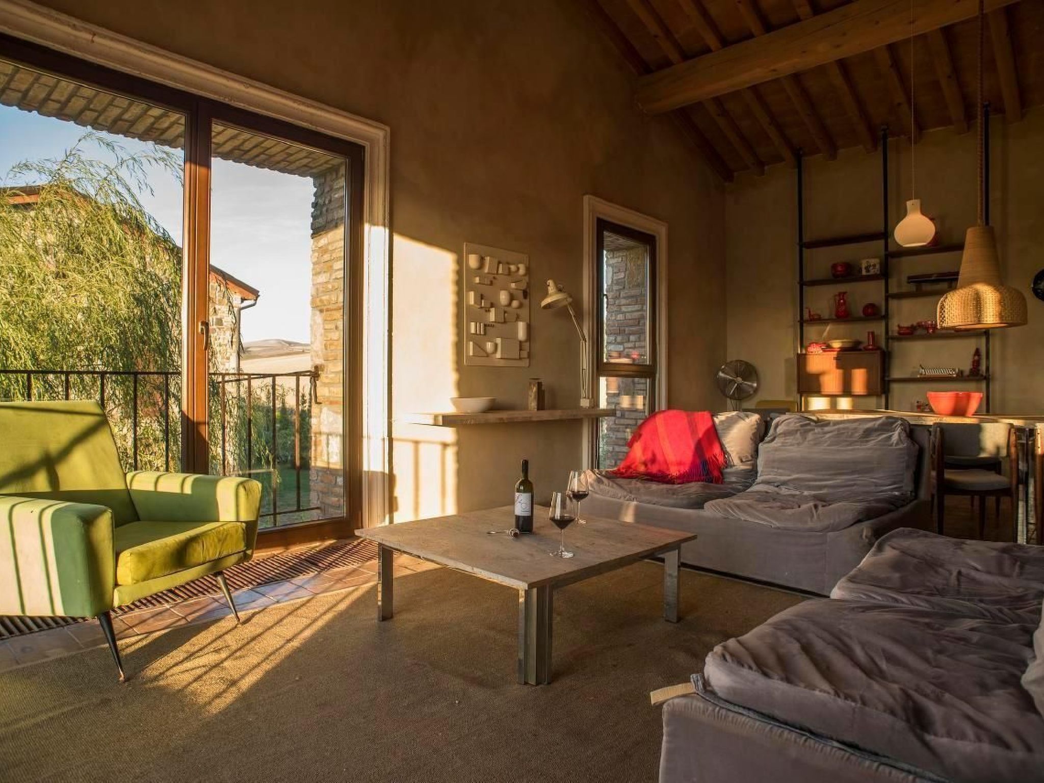 "Villa Allegria" mit Gemeinschaftspool-Binnen