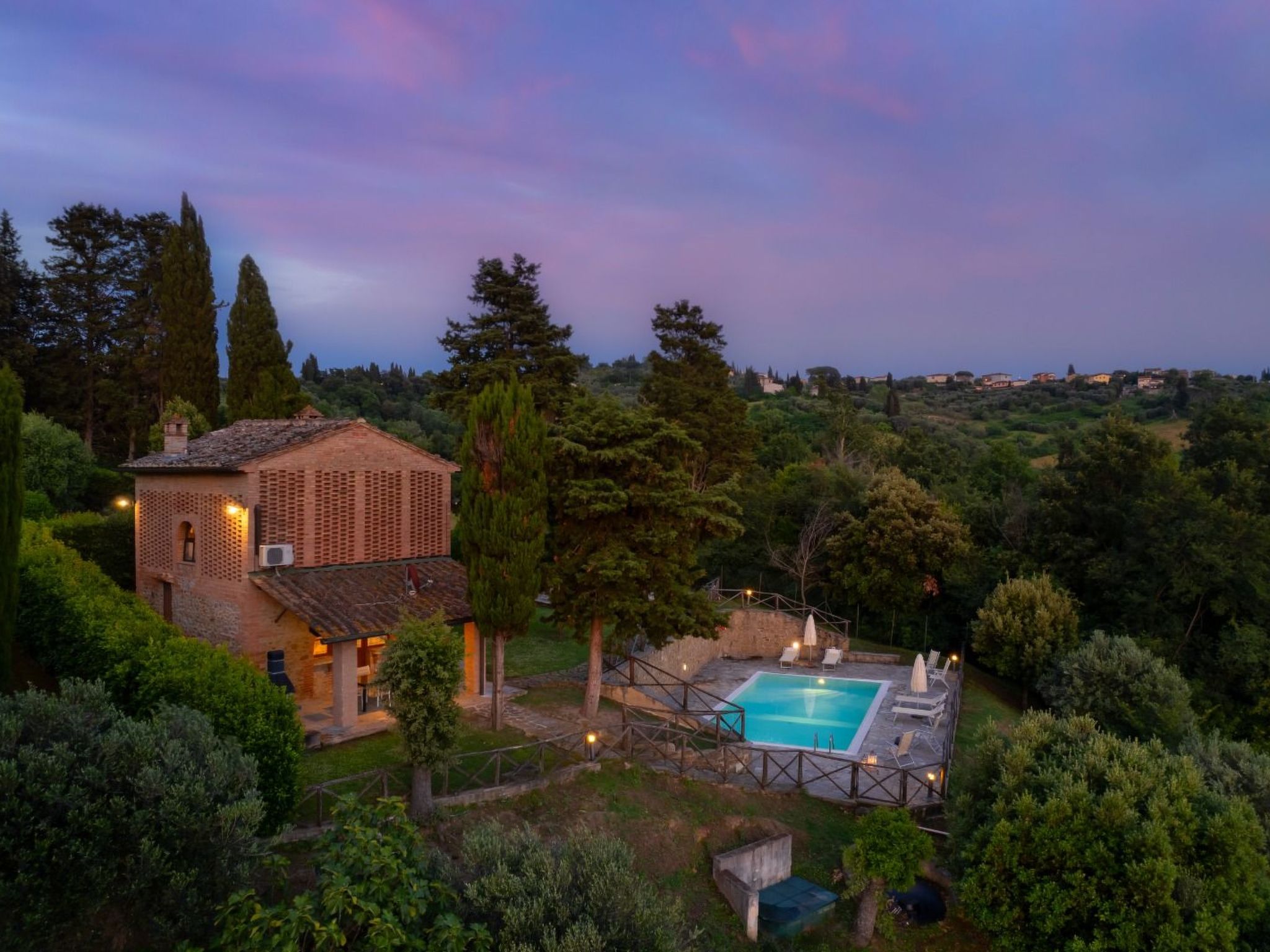 Villa Frantusina-Binnen