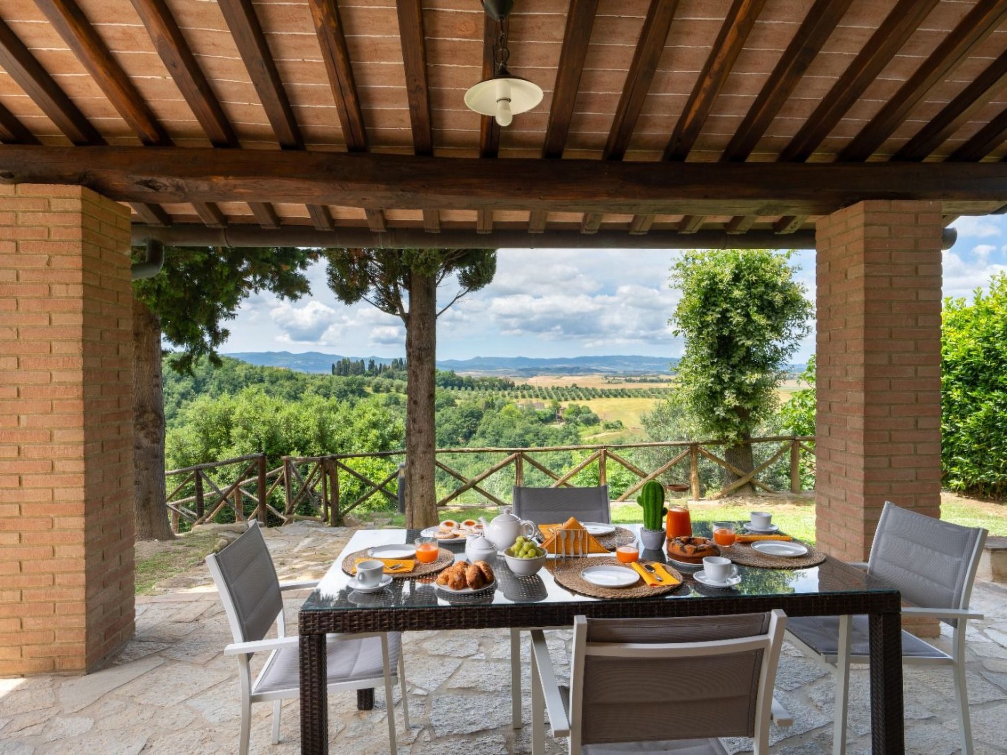 Villa Frantusina-Binnen