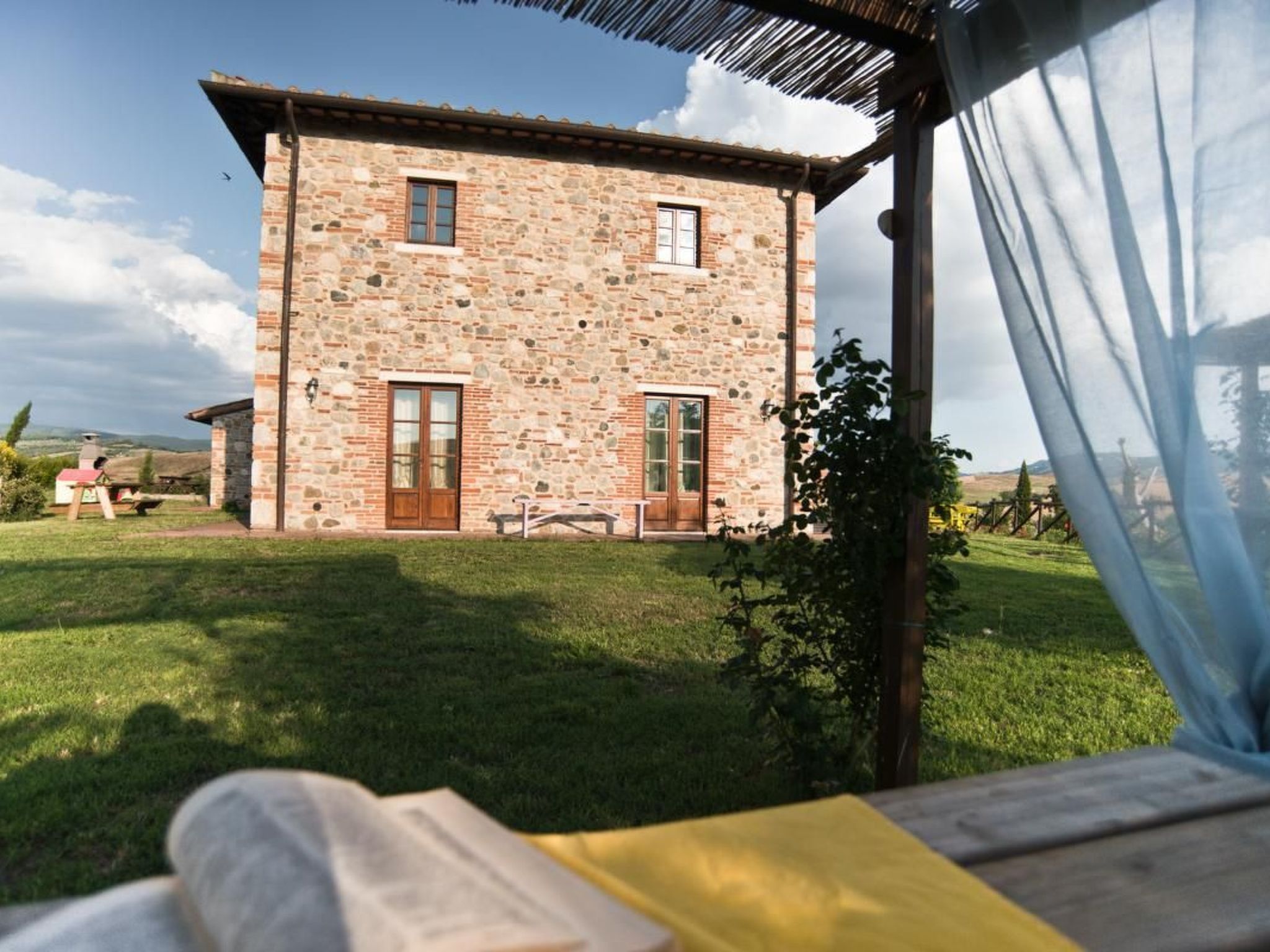 Biancospino' Wohnung mit Schwimmbad-Outside