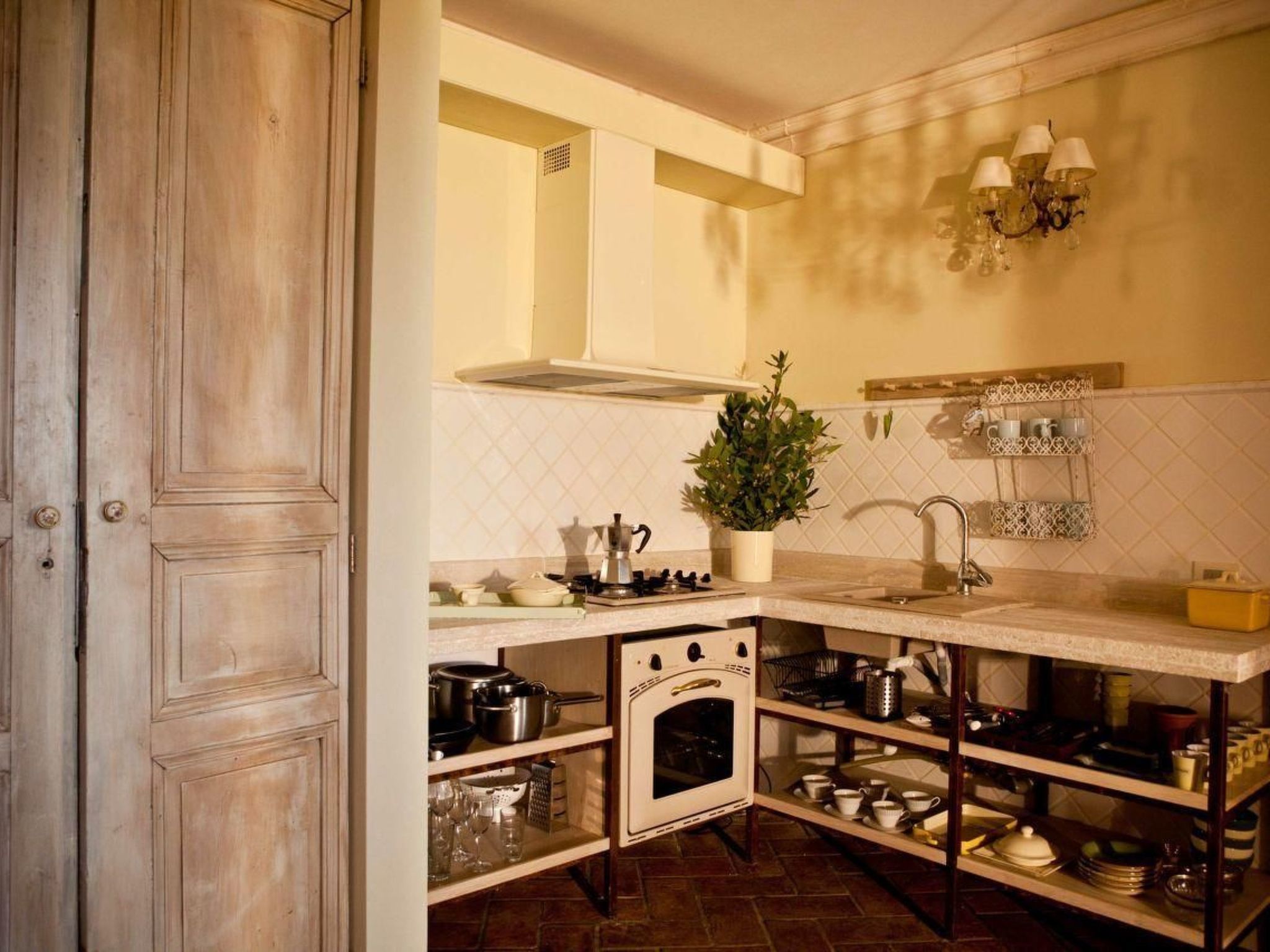 "Villa Famiglia" mit Pool-Binnen