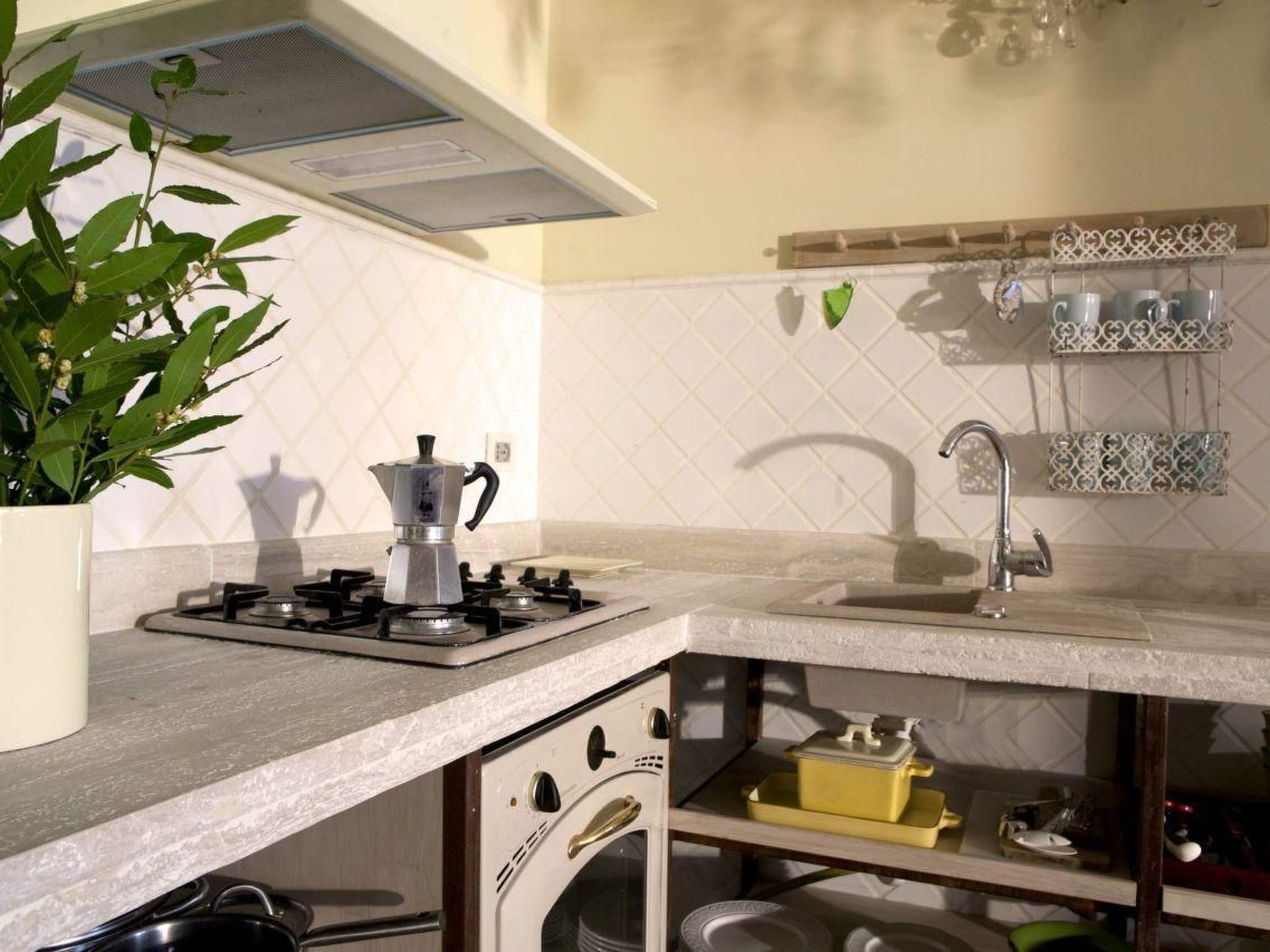 "Villa Famiglia" mit Pool-Binnen