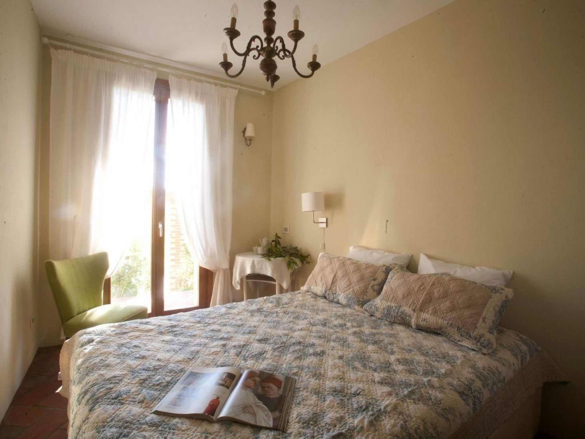 "Villa Famiglia" mit Pool-Binnen