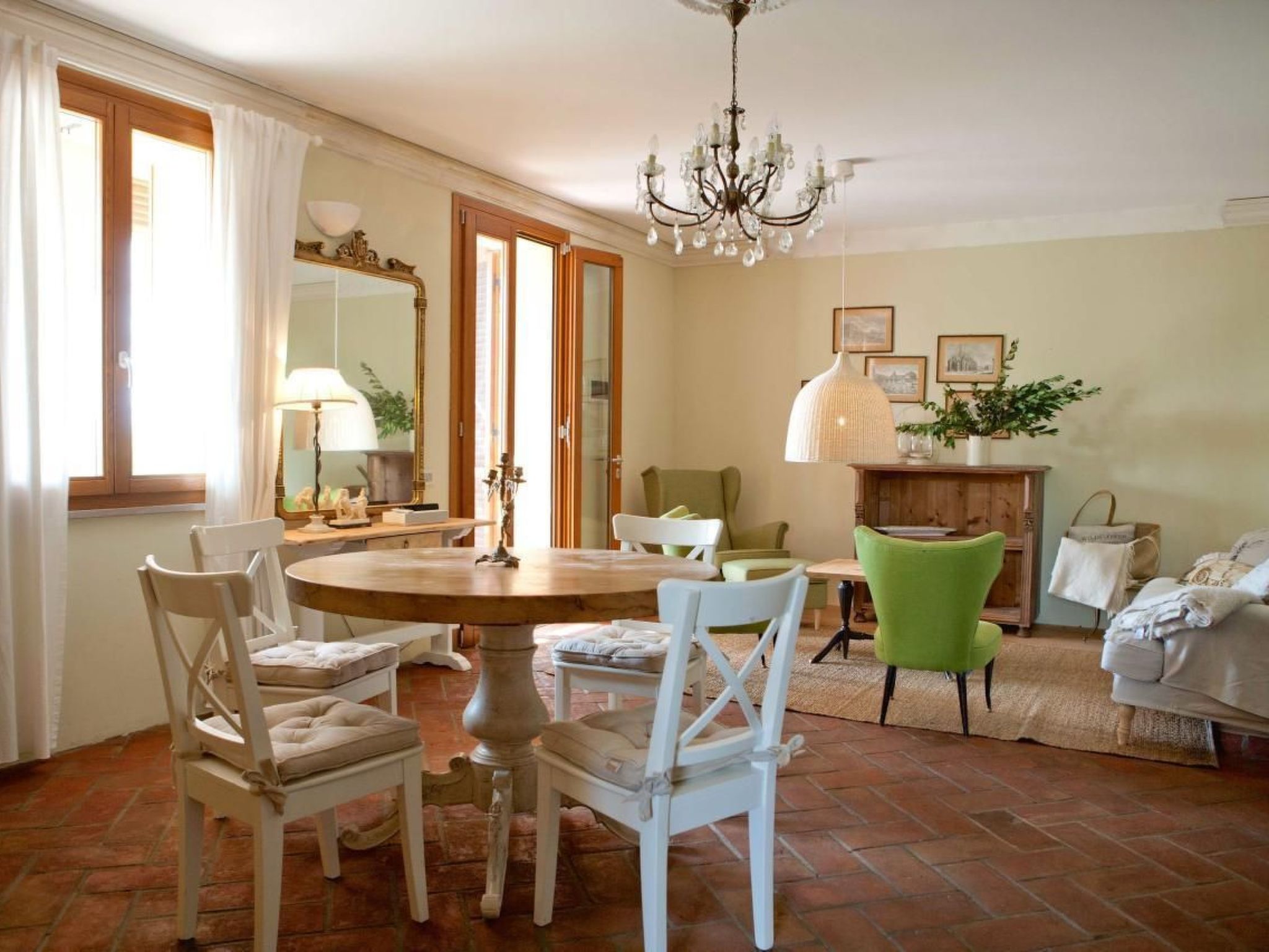 "Villa Famiglia" mit Pool-Binnen