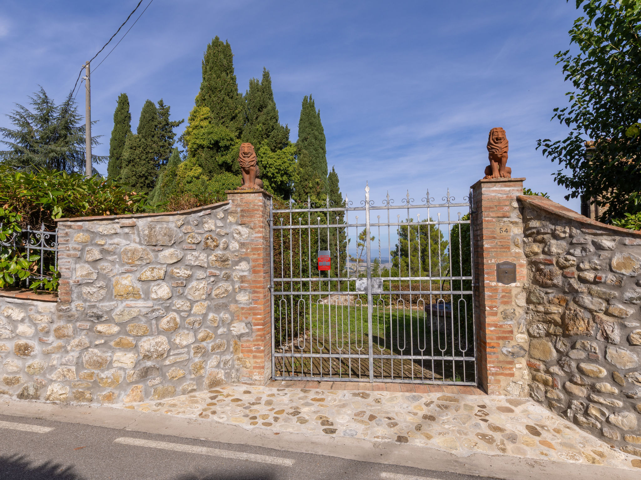 La casa di famiglia - Buiten