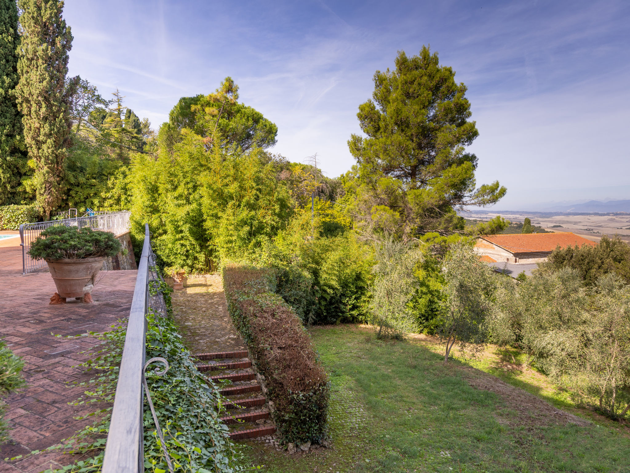 La casa di famiglia - Buiten