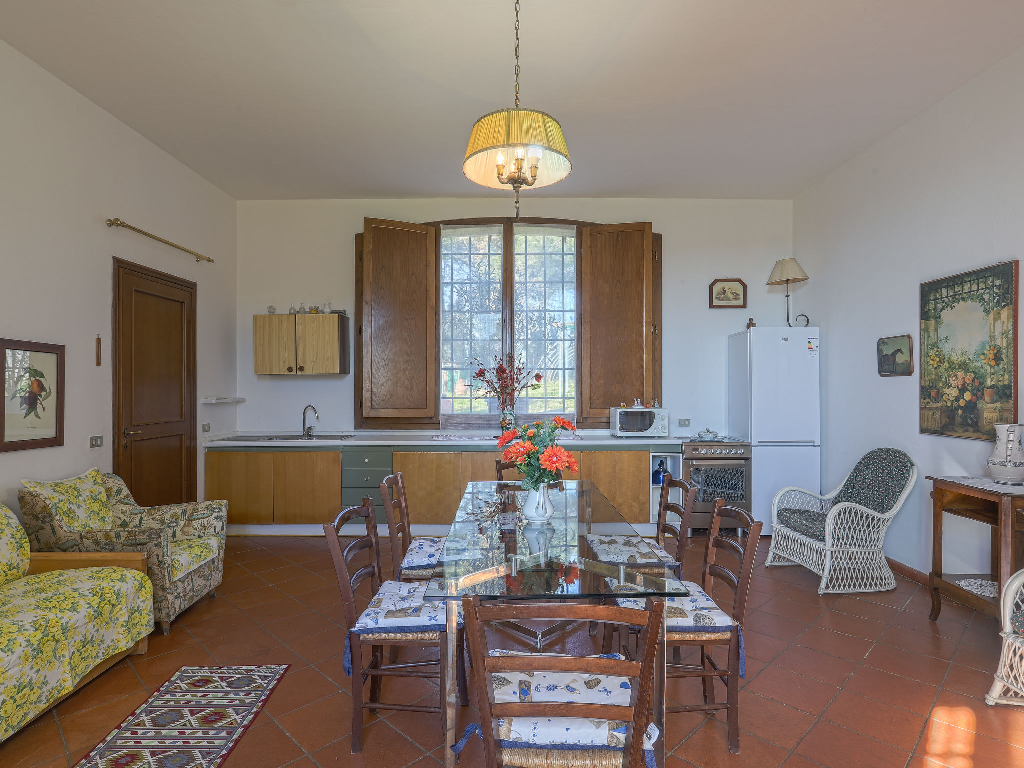 Kitchen / Dining Room
