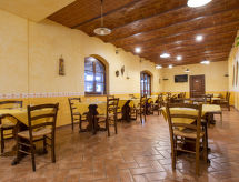 Apartment Belvedere (CET122)