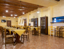 Apartment Belvedere (CET122)