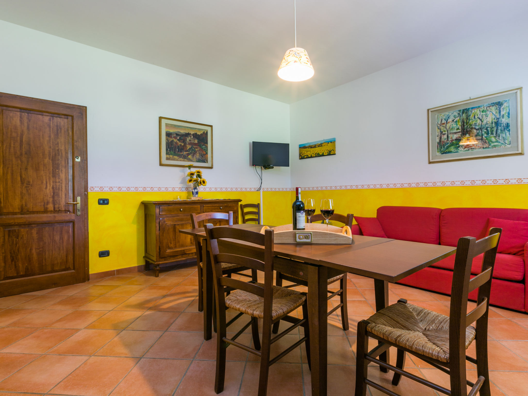 Kitchen / Dining Room