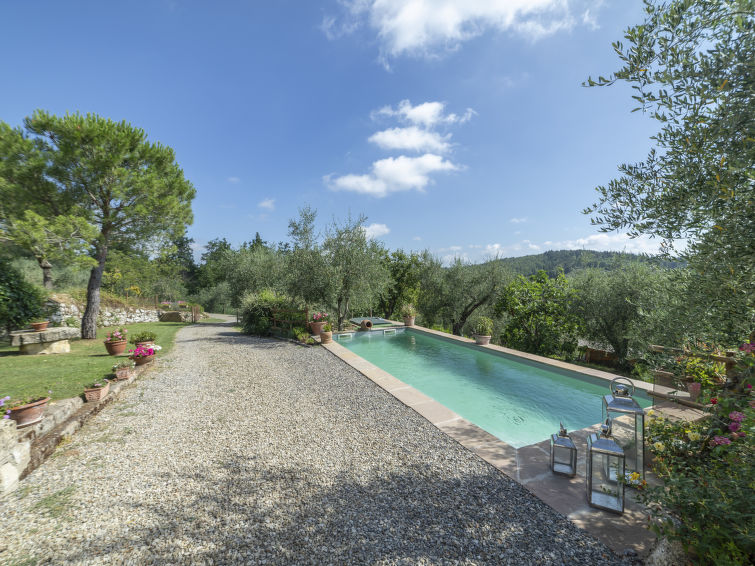 Search and Stay destination Castellina in Chianti, Toscana - Italy from AU$ 354. Olivo