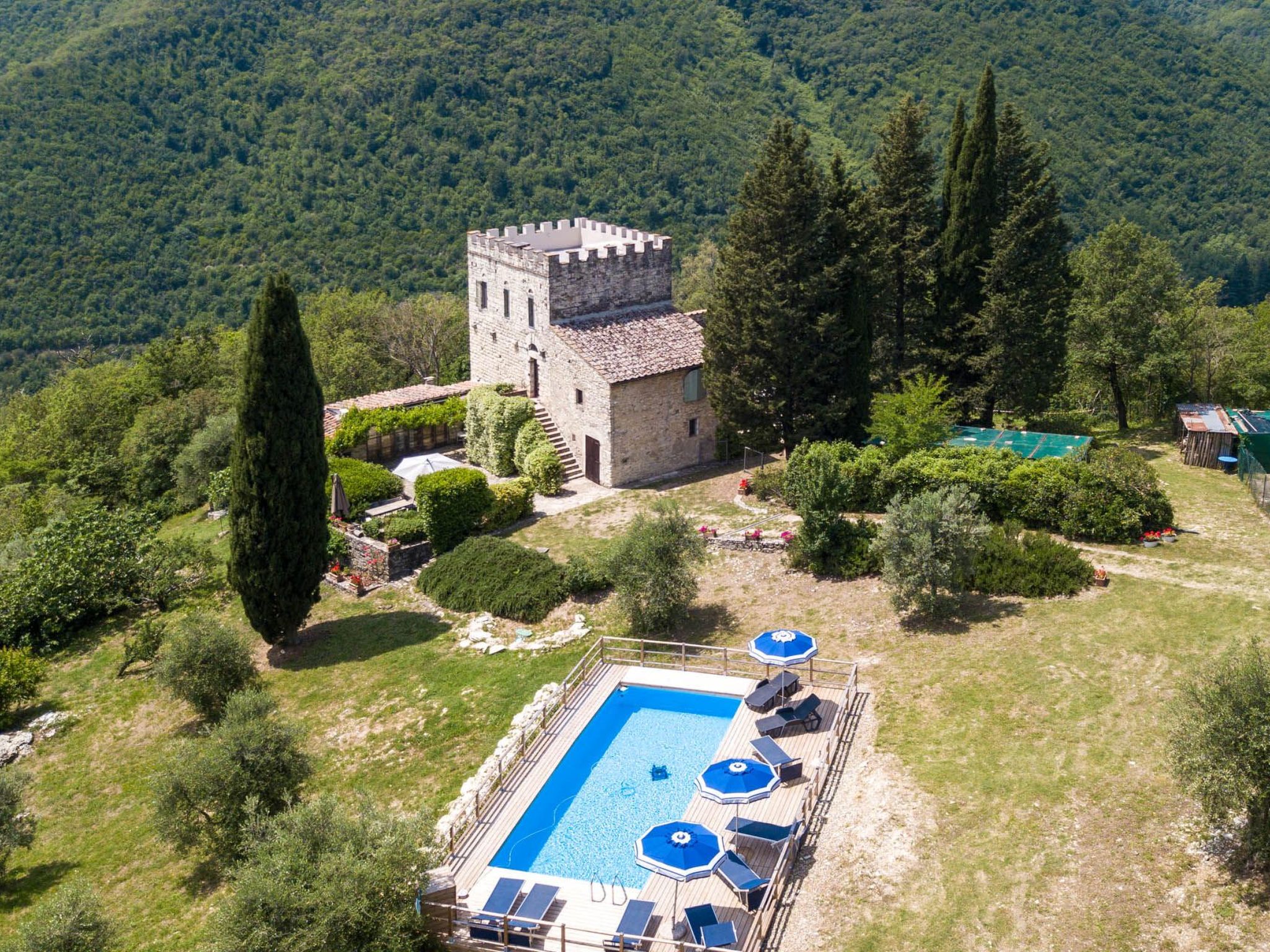 Schloss Casalta-Image-tags.info