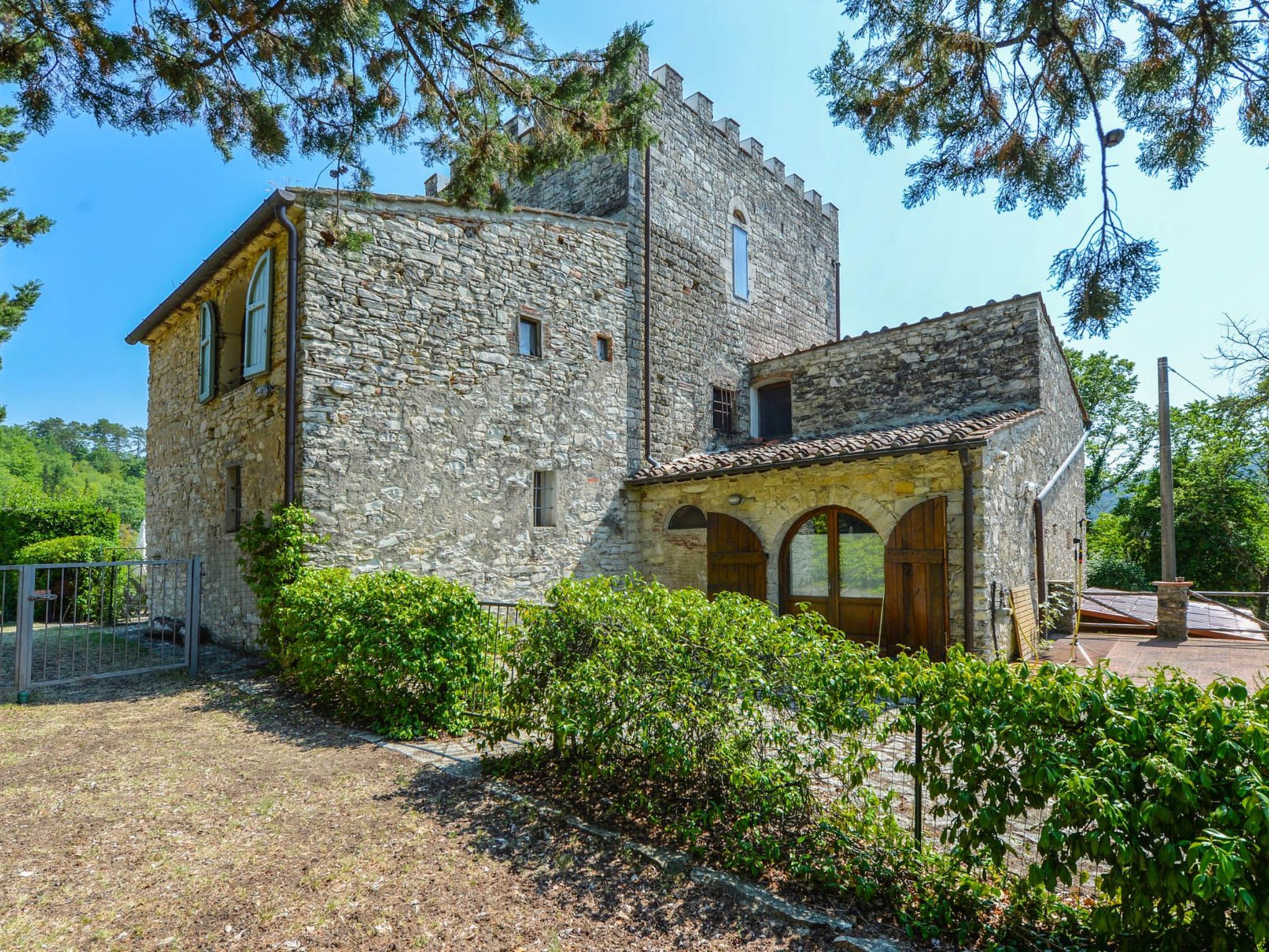 Schloss Casalta-Image-tags.info